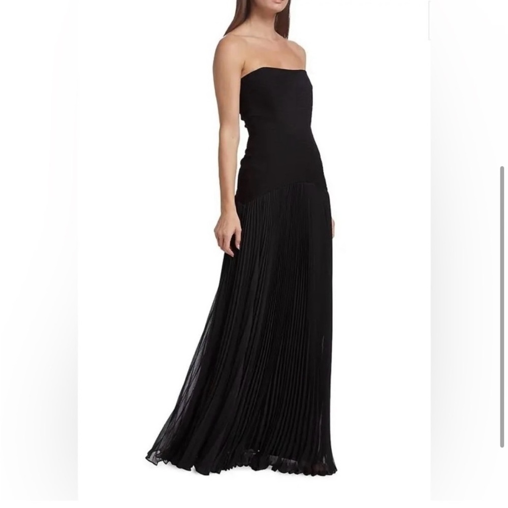 ALEXIS Sunniva Strapless Pleated Gown – Black (Size M)